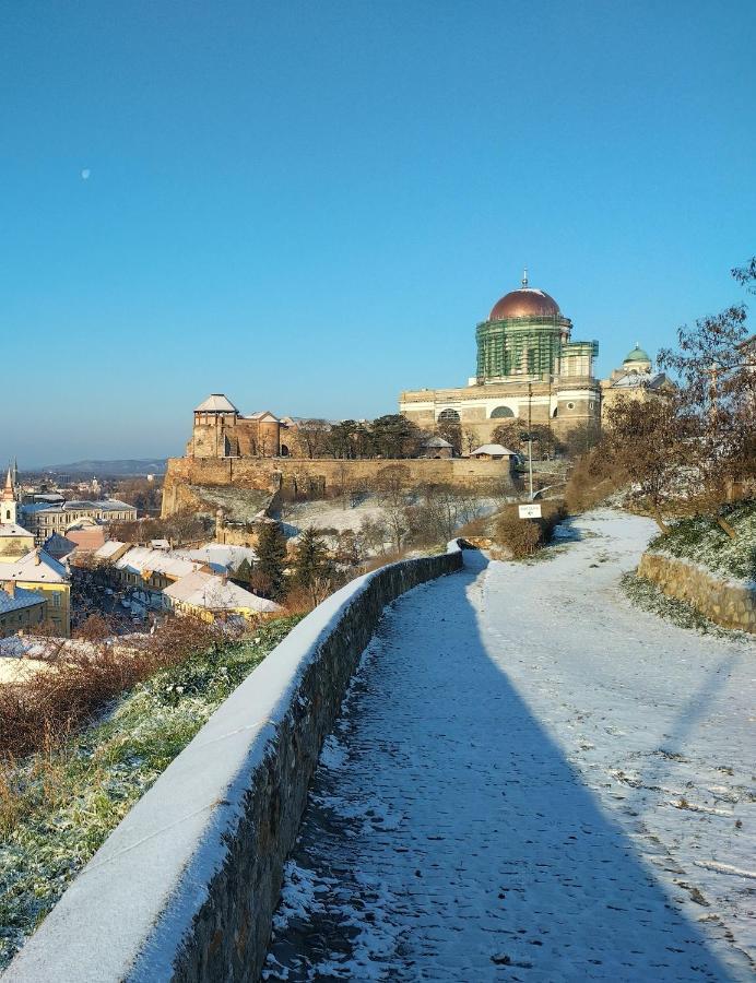 City-Top Vendégház Esztergom Extérieur photo